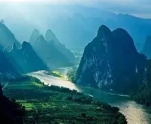 半岛体育官方网站关于漓江黑豹队对阵河套鲸鲨队，击剑联赛守住胜果，细节决定成败——边后卫成为亮点的信息